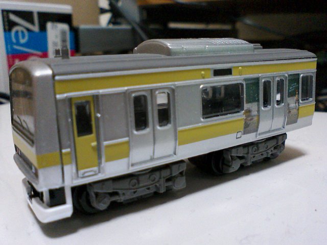 E233ラッピング車両先頭