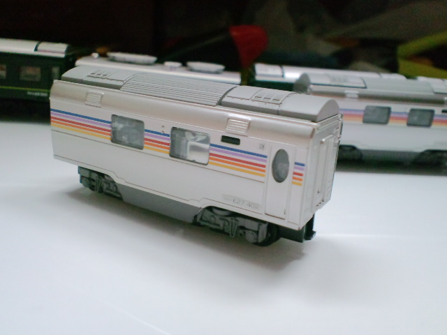 スロネE27-401・402