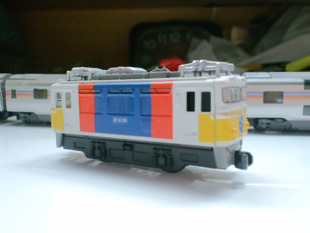 EF81カシオペア塗装